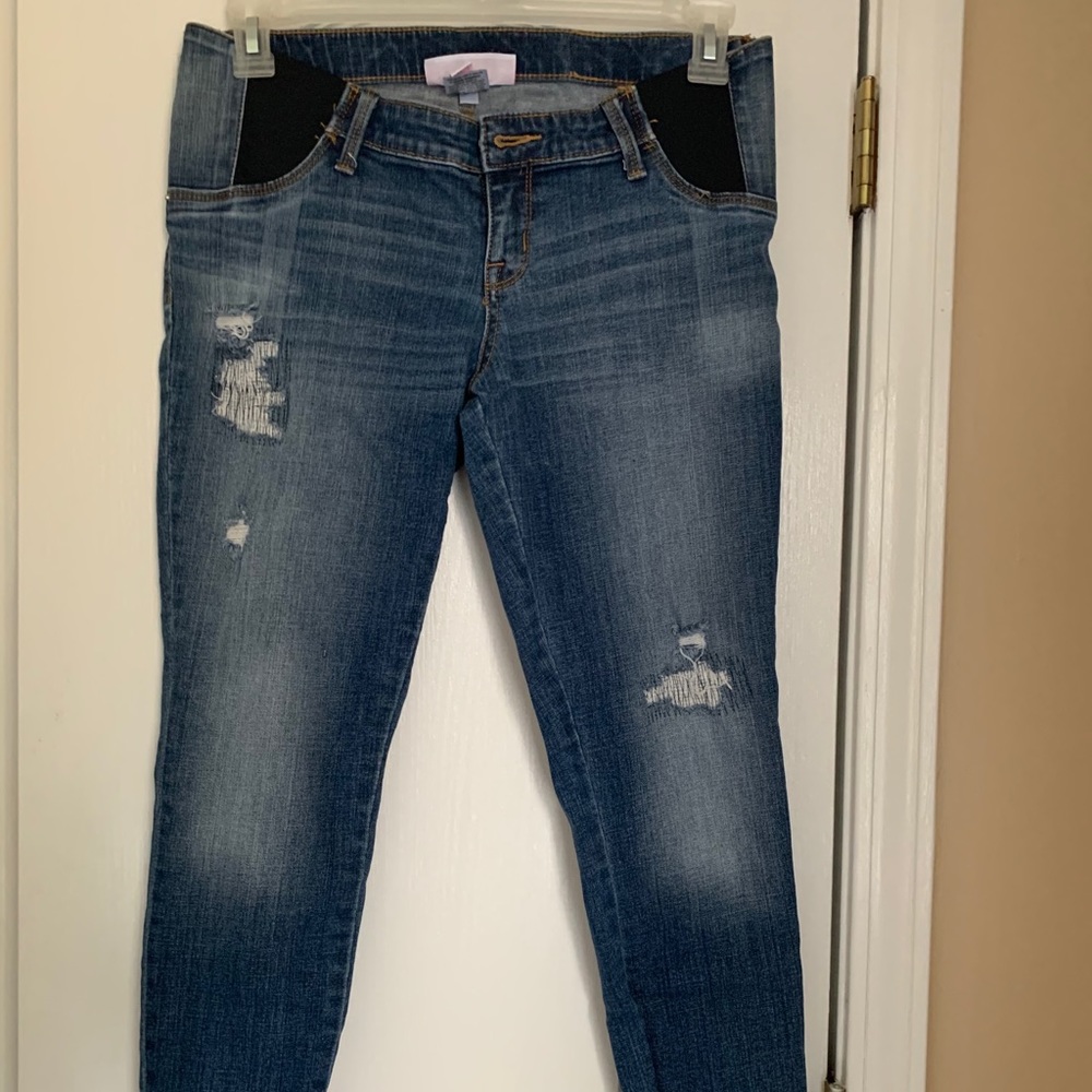 Maternity blue jeans